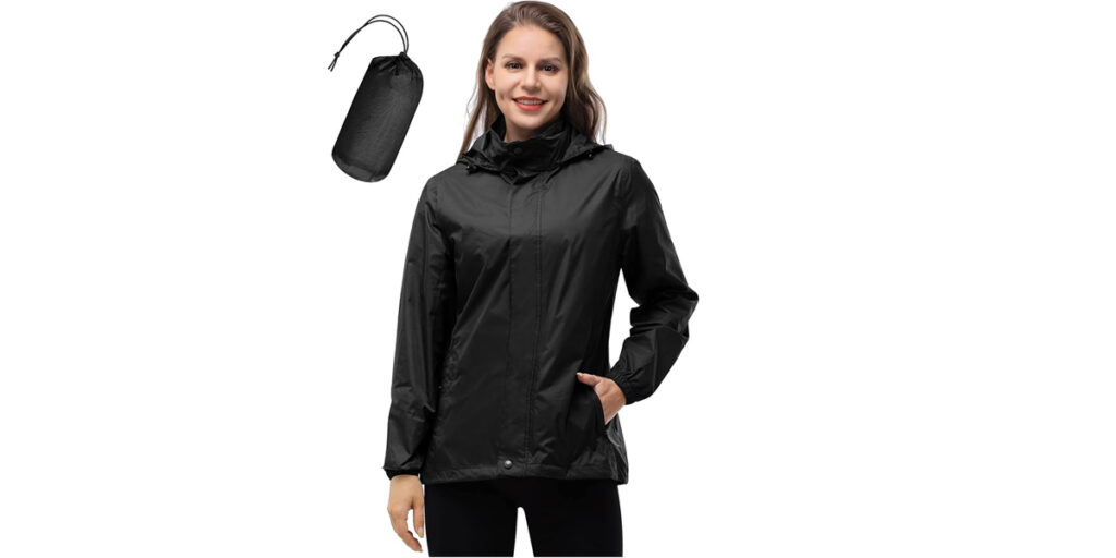 Lightweight Raincoat: Guidelines from Manufacturers in China