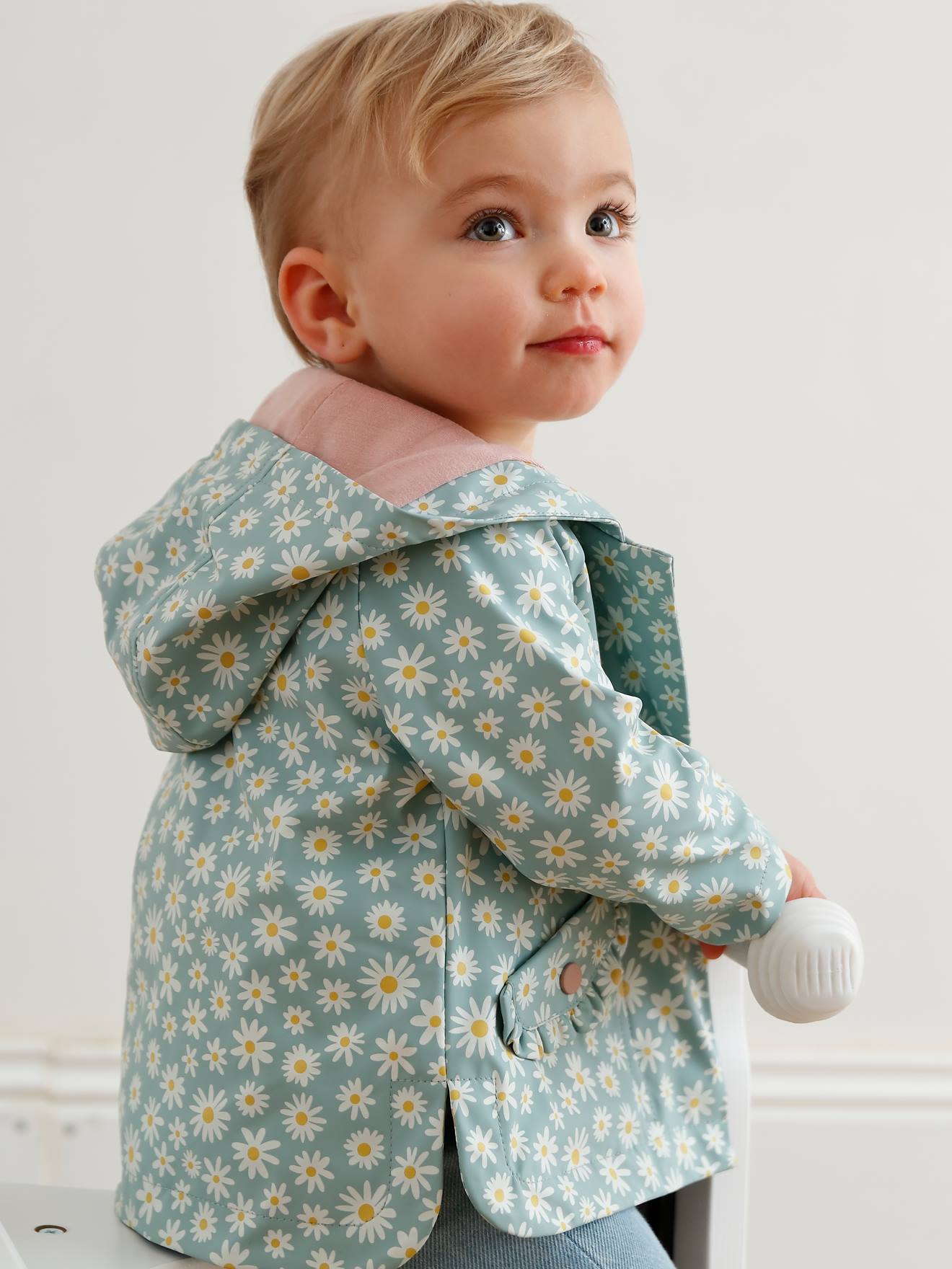 An application scenario or product detail of baby girl raincoat - Image 1