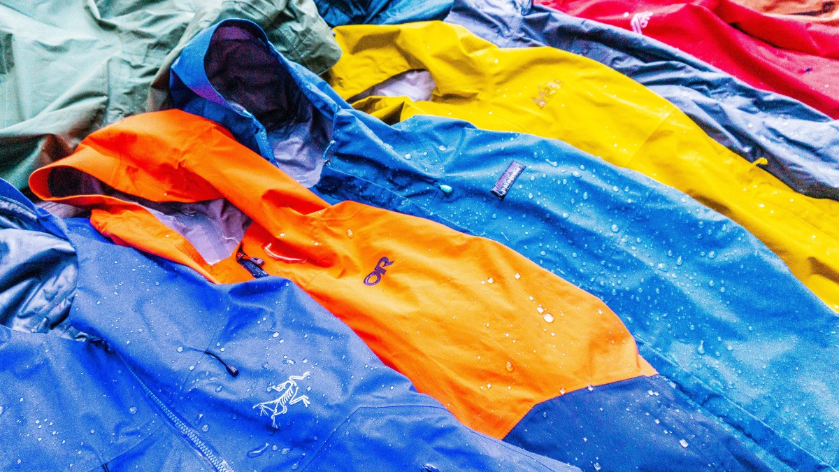 An application scenario or product detail of best quality raincoat - Image 10