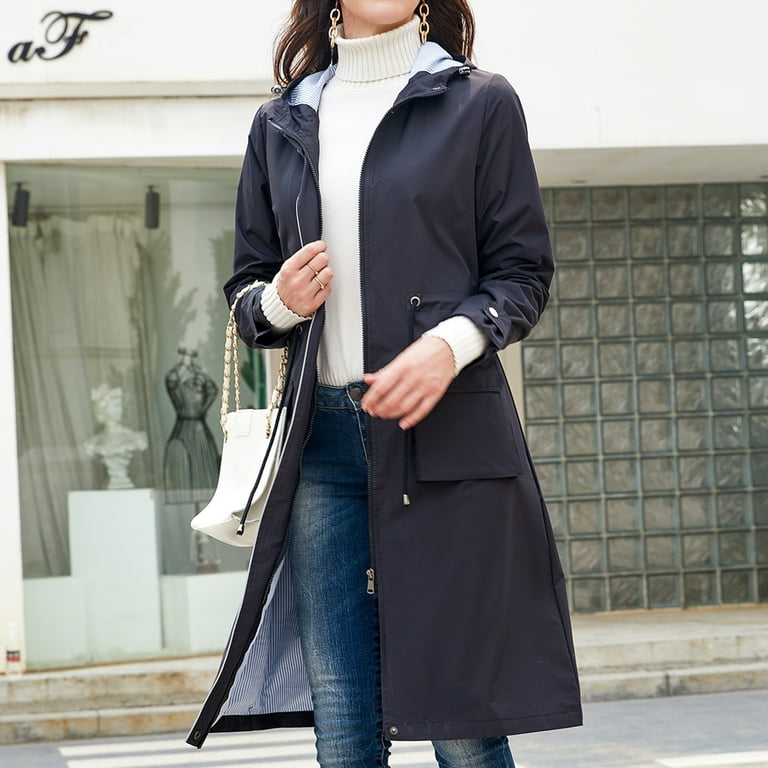 An application scenario or product detail of girls long raincoat - Image 14