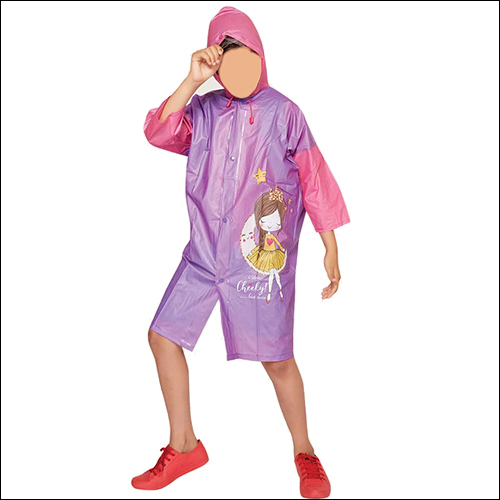 An application scenario or product detail of girls long raincoat - Image 15