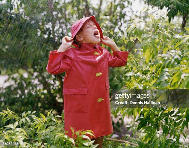 An application scenario or product detail of girls red raincoat - Image 12