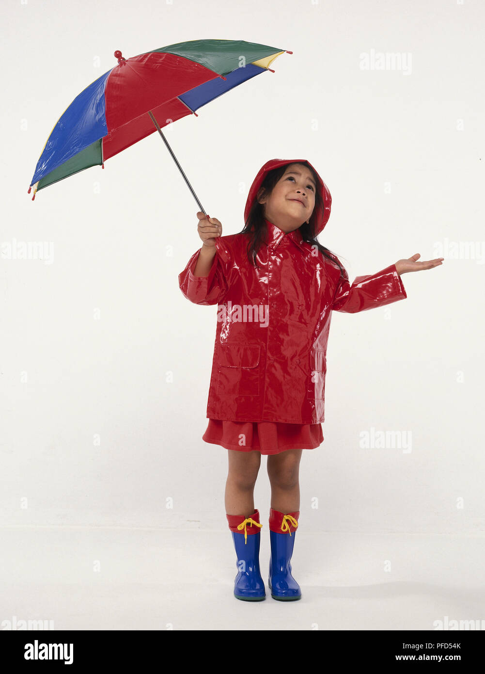 An application scenario or product detail of girls red raincoat - Image 16