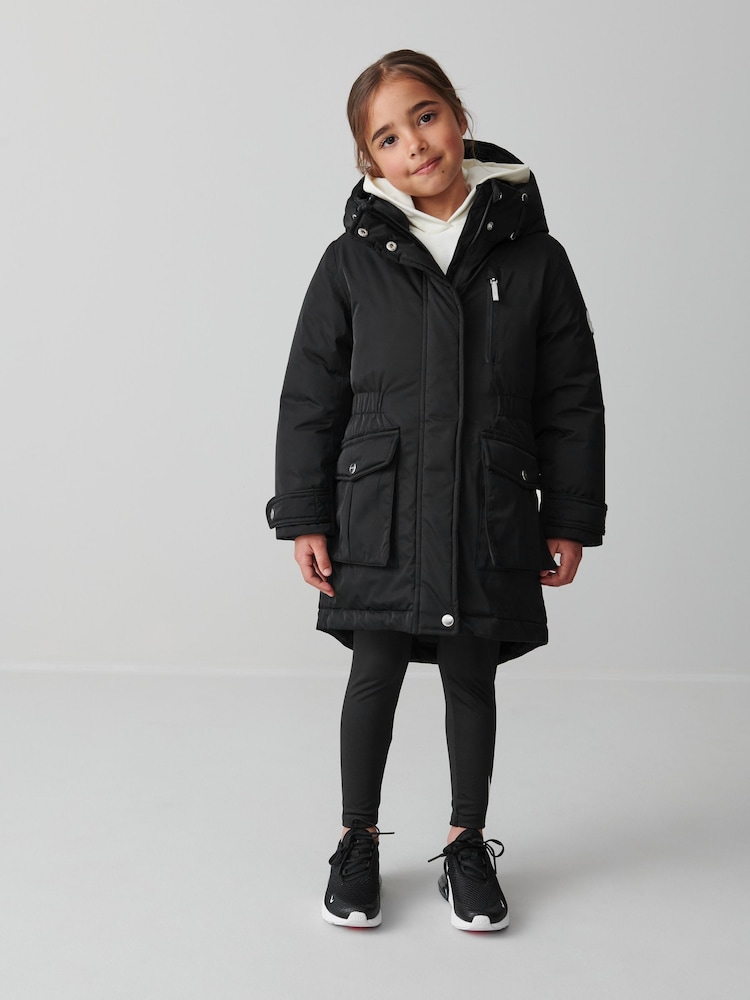 An application scenario or product detail of girls waterproof coat - Image 18