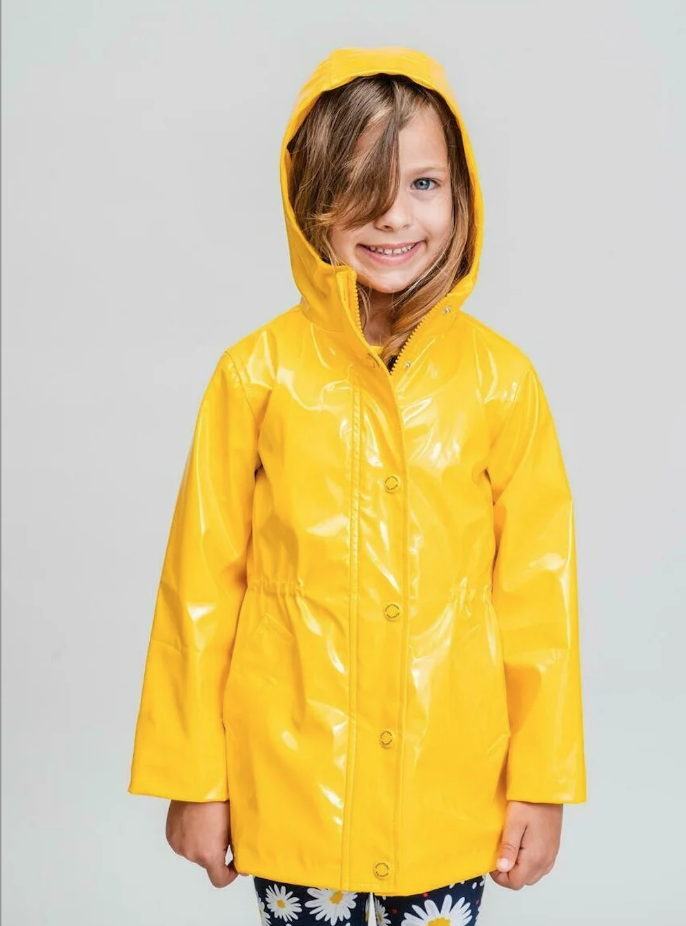 An application scenario or product detail of girls yellow raincoat - Image 10
