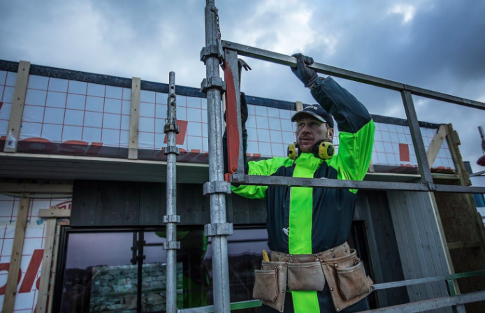 An application scenario or product detail of heavy duty rain gear for construction - Image 9