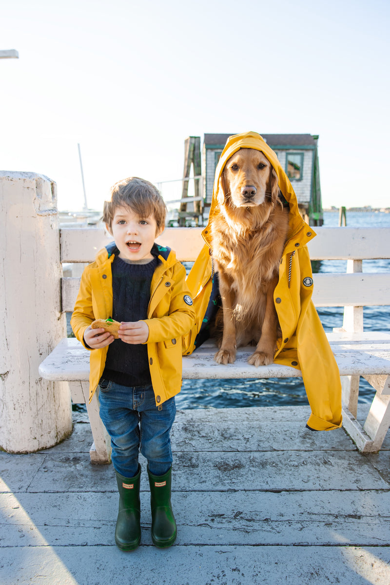 An application scenario or product detail of kids fisherman coat - Image 4