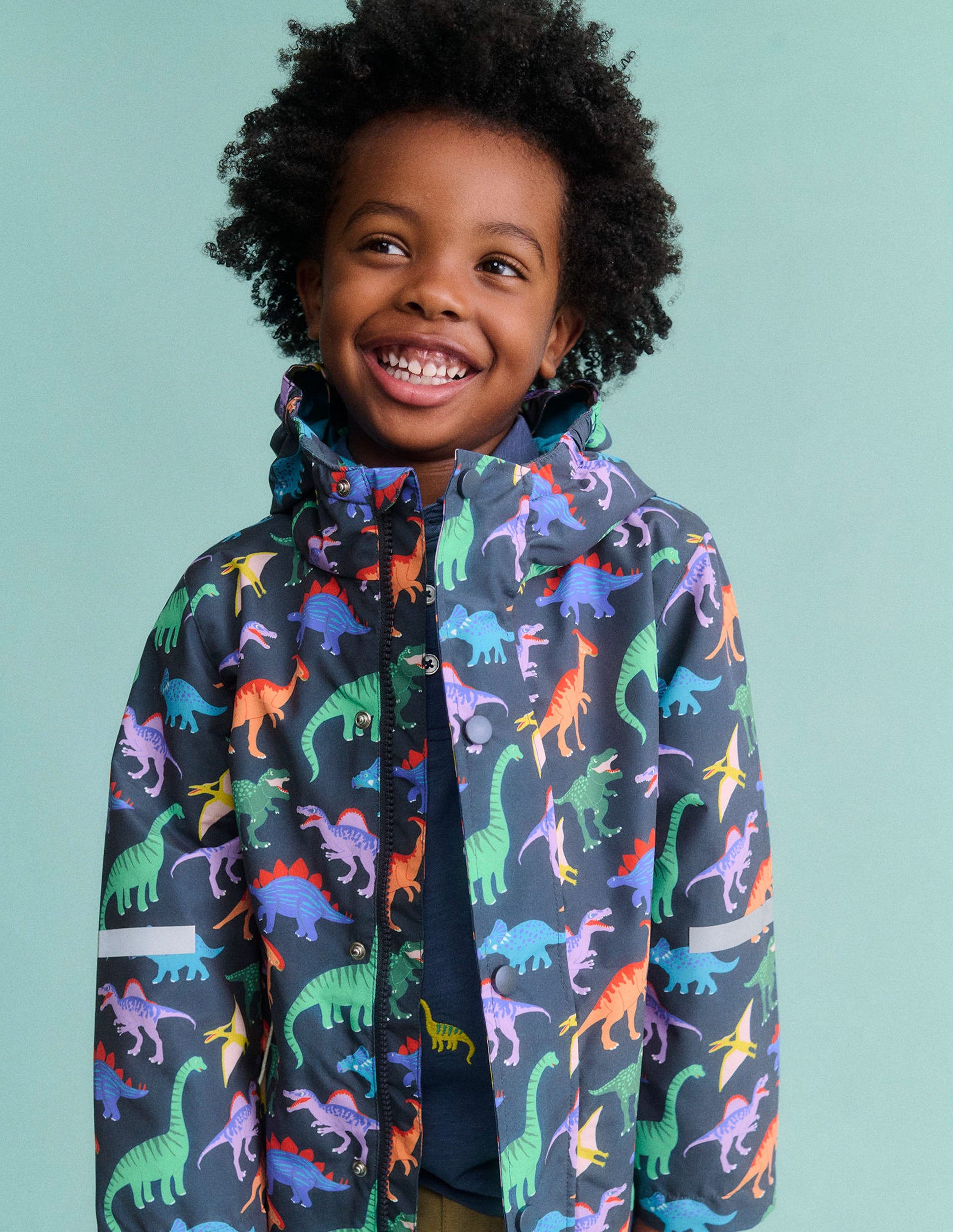 An application scenario or product detail of kids fisherman coat - Image 9