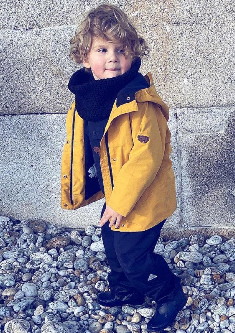 An application scenario or product detail of kids fisherman coat - Image 15