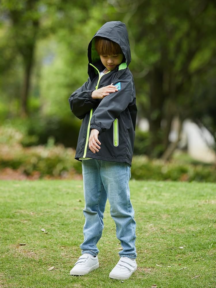 An application scenario or product detail of kids waterproof coat - Image 18