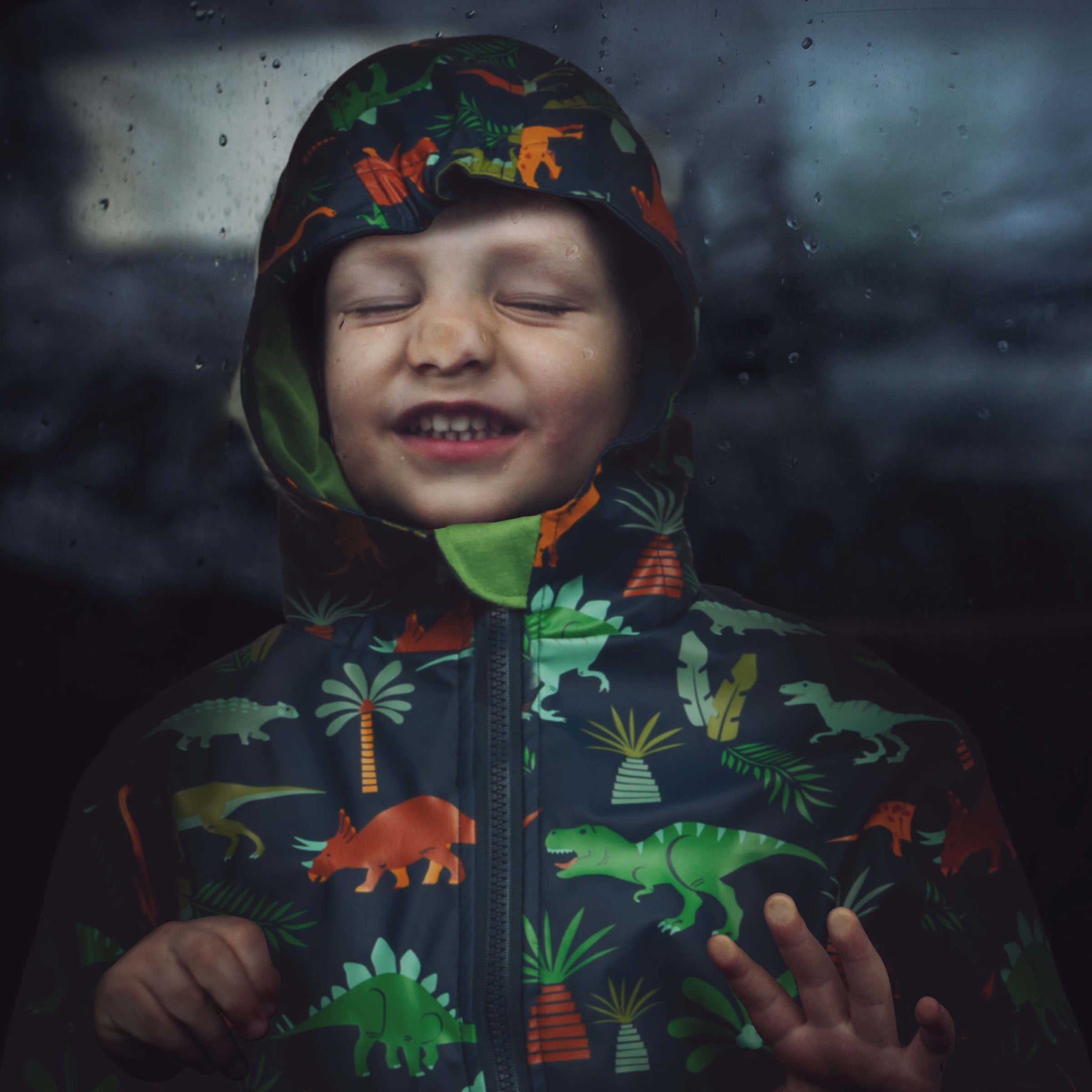 An application scenario or product detail of little boys raincoats - Image 14