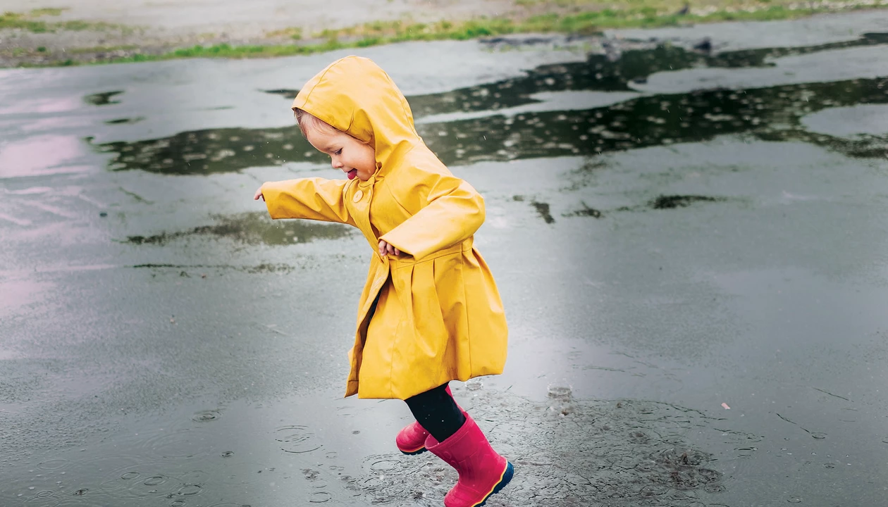 An application scenario or product detail of little girl raincoats - Image 1
