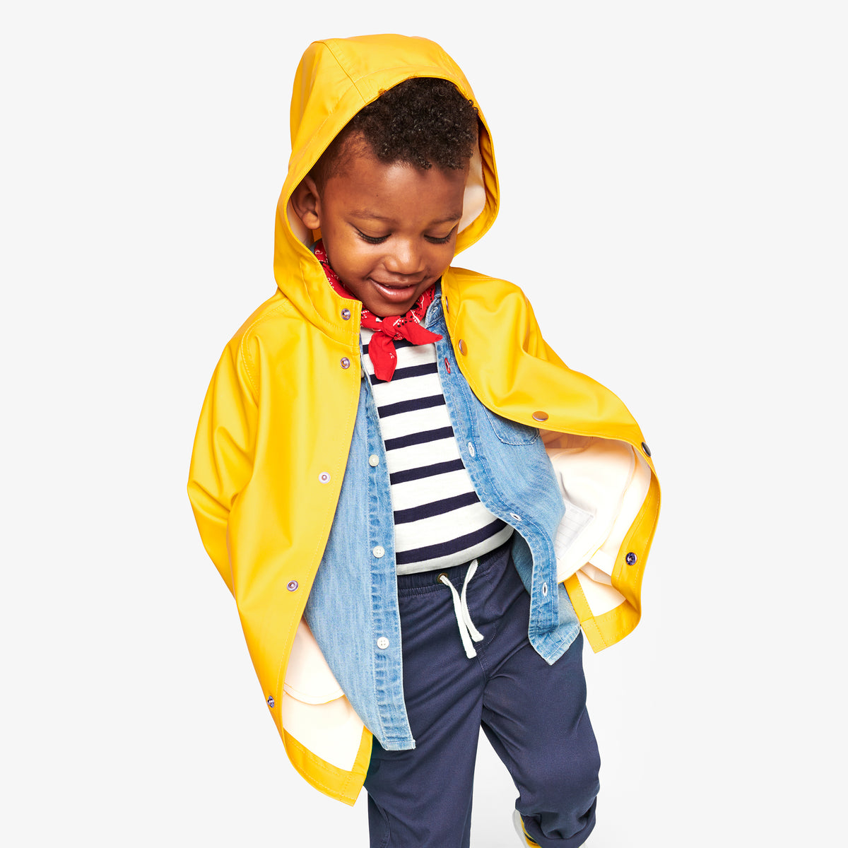 An application scenario or product detail of old navy raincoats for kids - Image 15