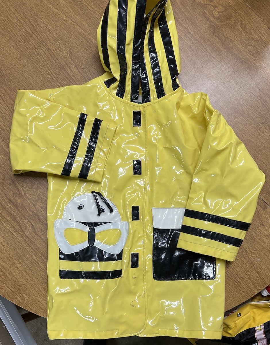 An application scenario or product detail of raincoats for teens - Image 17