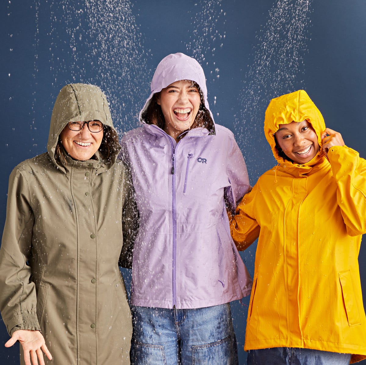 Featured image for the raincoats for woman guide