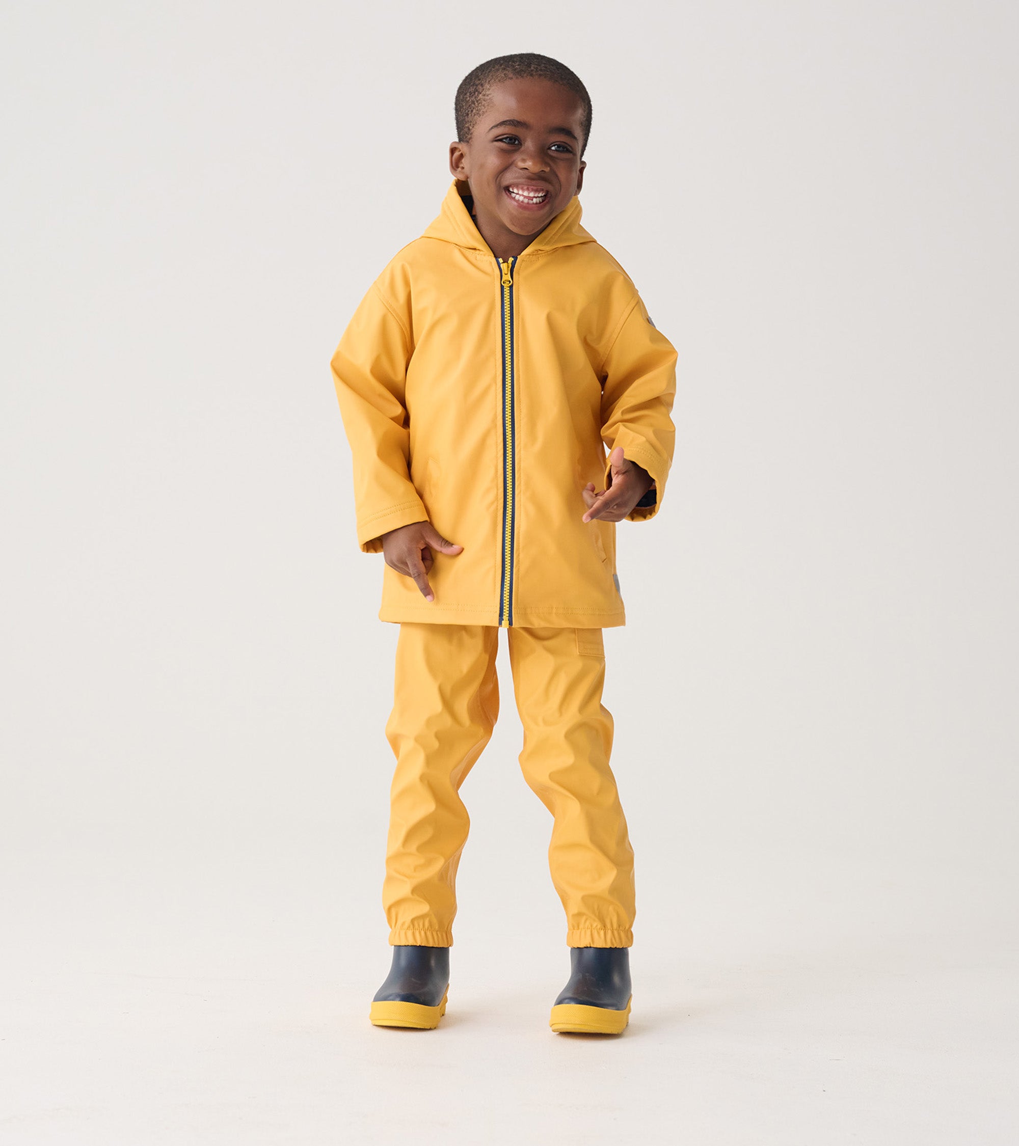 An application scenario or product detail of toddler yellow raincoat - Image 24