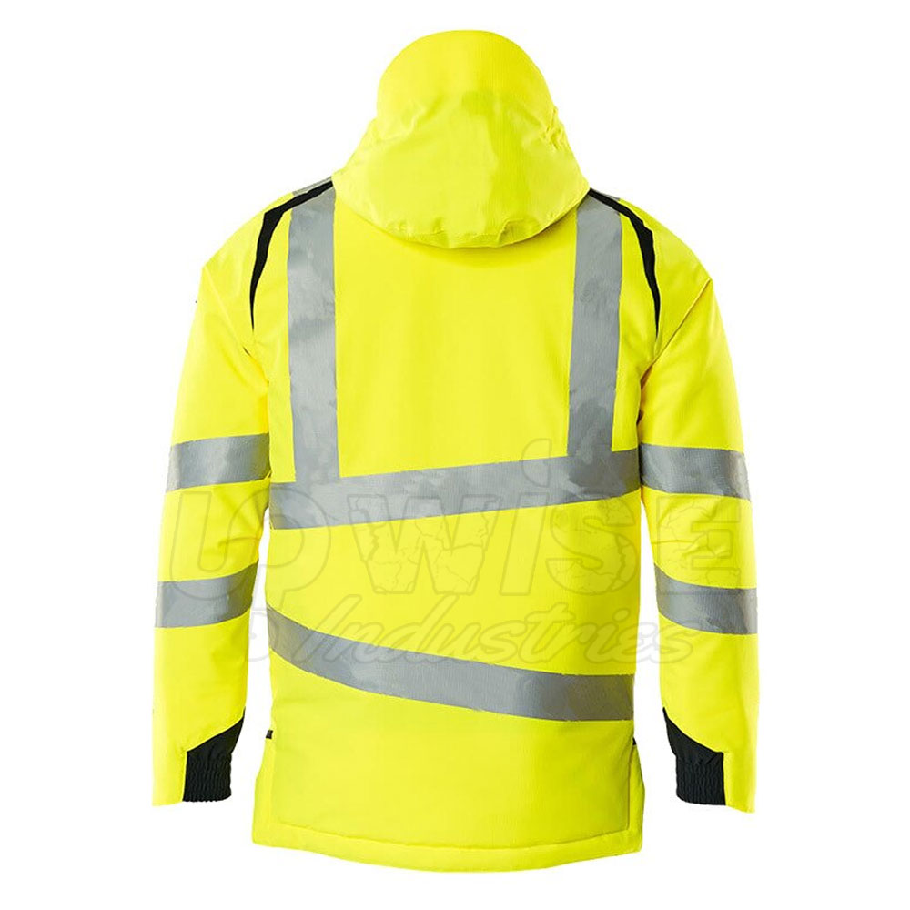 An application scenario or product detail of wholesale rain jacket - Image 17